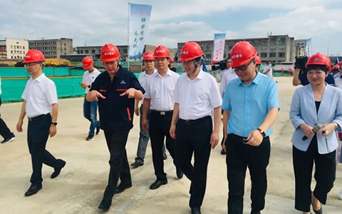 金華(hua)市市委書(shu)記陳龍視(shi)察杭機新(xin)廠區建設(she)情況